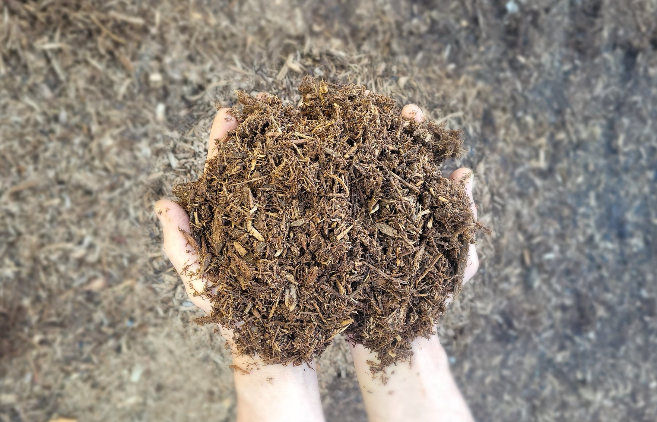 Hardwood DoubleGrind Mulch Delivery in Ann Arbor, Dexter, Saline The